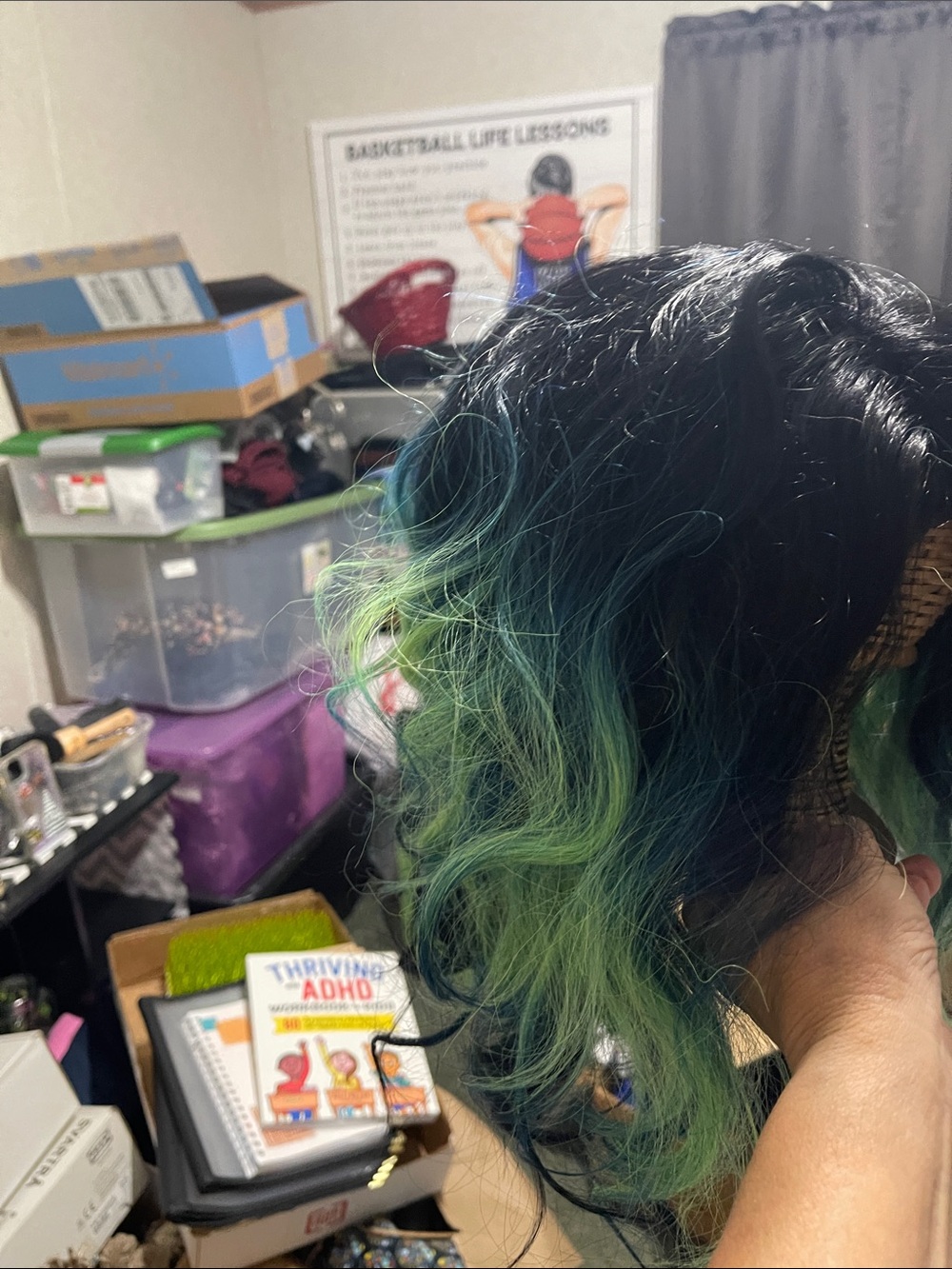 Wigs - Picture 10 of 16